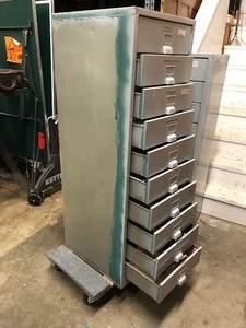 lot 318 image: Quality Vintage Industrial 10 Drawer File Cabinet #2