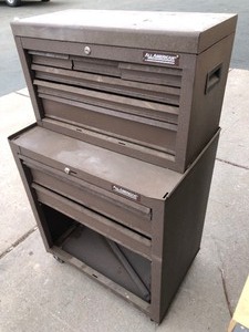 lot 323 image: All-American Rolling Metal Tool Chest w Tools