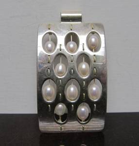 Lovely Signed Convex Sterling Silver &amp Genuine Pearls Pendant