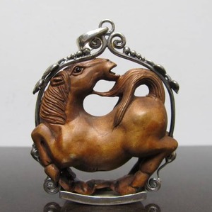 Impressive Signed Japanese Sterling Silver &amp Carved Boxwood Horse Pendant