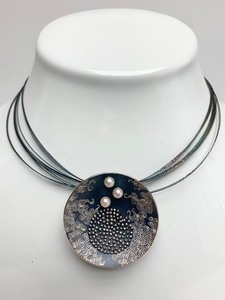 Fantastic Sterling Silver &amp Pearl Concave Sculptural Animated Round Pendant Necklace