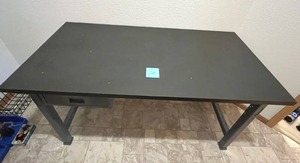 lot 28 image: Heavy Duty Metal Work Bench - (30 D x 60 W x 31.5 T) - Bring help and tools to remove.  NO ON-SITE PAYMENTS