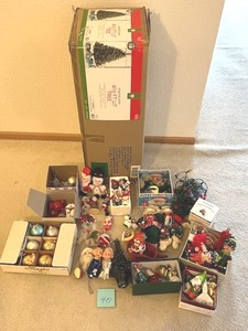 lot 40 image: Huge Lot of Christmas Holiday Decorations including some Vintage - BRING HELP TO REMOVE