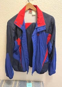 lot 42 image: Vintage Mens NIKE Track Suit (Size Large)
