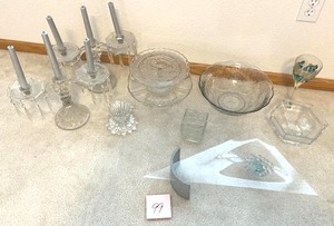 lot 99 image: Vintage Glassware Lot - NO ONSITE PAYMENTS.  YOU MUST PAY ONLINE BEFORE PICK-UP