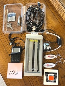 lot 102 image: Junk Drawer Lot - StylusVintage ClickerCables (NO ONSITE PAYMENTS)