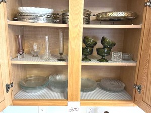 lot 210 image: Kitchen Cabinet Lot - NO ONSITE PAYMENTS