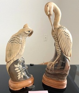lot 244 image: Vintage Hand Carved Buffalo Horn Figures Lot (PAY ONLINE BEFORE PICK-UP.  NO ON-SITE PAYMENTS ACCEPTED)