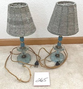 lot 265 image: Pair of Neat 13 Vintage Table Lamps - Untested with frayed cords