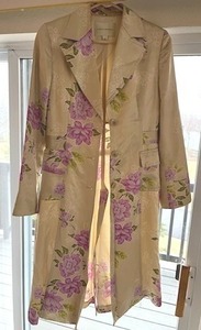 lot 274 image: Banana Republic Floral Coat (Size M) - PAY ONLINE BEFORE PICKUP.  NO ONSITE PAYMENTS DAY OF PICKUP