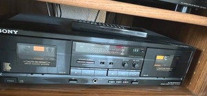 lot 287 image: Sony (TC-WR570) Stereo Cassette Deck - CleanUntested (PAY ONLINE BEFORE PICK-UP)