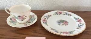 lot 292 image: Vintage Royal Albert and Royal Stafford Bone China - PAY ONLINE BEFORE PICKUP