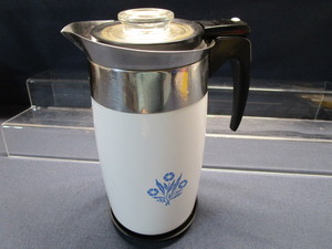 lot 7 image: Corning Coffee Brewer