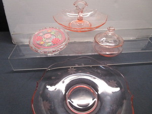 lot 25 image: Pink Depression Glass