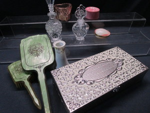 lot 30 image: Jewelry Box, Perfumes, Compact