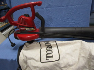 lot 217 image: Toro Ultra Blower  Vac