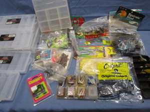 lot 224 image: Artificial Bait, Organizers