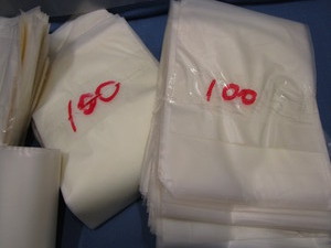 lot 262 image: Plastic sleeve bags