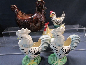 lot 44 image: Chickens, Wall Pocket, Iridescent