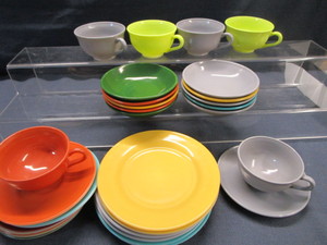 lot 61 image: Anchor Hocking Dishes