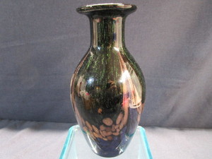 lot 64 image: Murano Vase