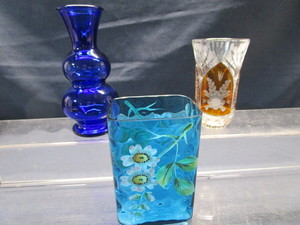lot 70 image: Vases Hand Painted, Cobalt, Amber