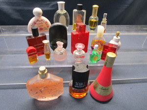 lot 80 image: Perfume & Vintage Bottles