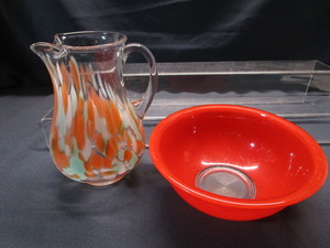 lot 97 image: Pyrex Bowl, Blown Glass Pitcher