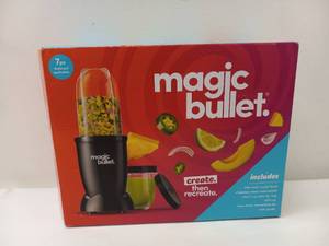 lot 31 image: NEW MAGIC BULLET