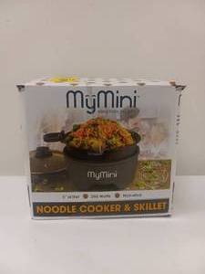 lot 38 image: NEW MY MINI NOODLE COOKER & SKILLET