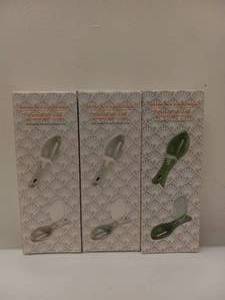 lot 55 image: 3 NEW FISH SCALE SCRAPER WITH COVER