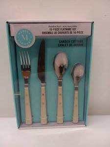 lot 72 image: NEW MARTHA STEWART 16-PIECE FLATWARE SET