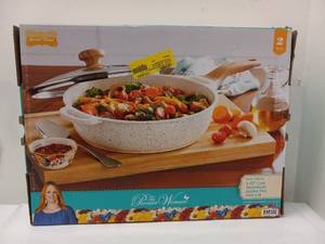 lot 75 image: NEW PIONEER WOMEN 4QT CAST ALUMINUM JUMBO PAN WITH LID