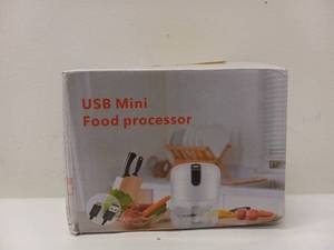 lot 81 image: NEW USB MINI FOOD PROCESSOR