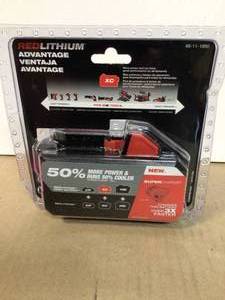 lot 14 image: Milwaukee M18 18-Volt Lithium-Ion HIGH OUTPUT XC 8.0 Ah Battery Customer Returns See Pictures