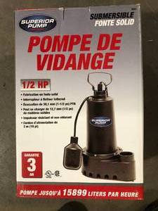 Superior Pump 12 HP Submersible Cast Iron Sump Pump    Customer Returns See Pictures