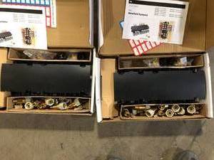 Lot of 2 Apollo 12-Port PEX-B Manifold with 12 in. Brass Ball Valves  Customer Returns See Pictures