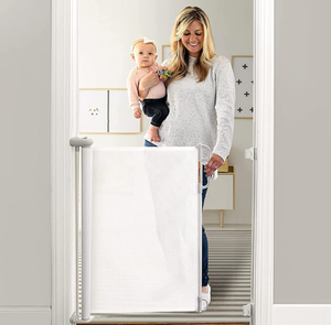 lot 186 image: Momcozy Retractable Baby Gate, 33 Tall, Extends up to 55 Wide, White