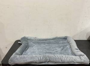 lot 276 image: Grey Dog Bed, Measures 42 x 32