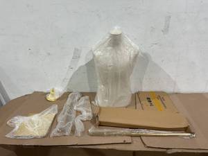lot 107 image: Female Mannequin Torso, Display Dress Form, Size Medium