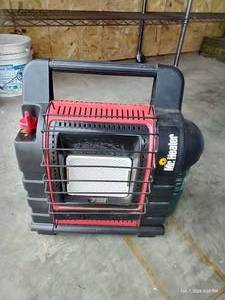 lot 23 image: Mr. Heater MH9B Portable Propane Heater