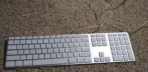 lot 54 image: Apple Keyboard