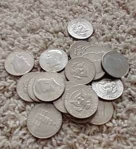 lot 63 image: (20) Kennedy Half Dollars