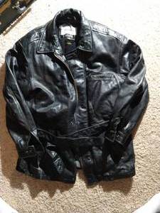 lot 110 image: Mens (L) Wilsons Leather Coat With Liner