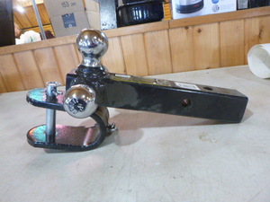 lot 2 image: Tri-Ball Trailer Hitch Mount
