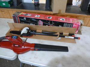 lot 90 image: Lawn Tools