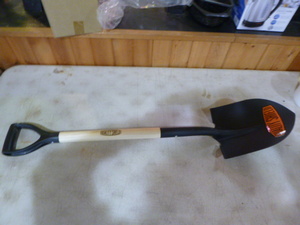 lot 97 image: Quality Shield Dirt Shovel