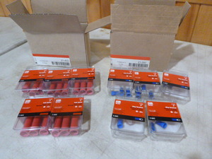 lot 124 image: Gardner-Bender Butt Splices and Ring Terminals