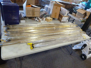 lot 138 image: Project Pro and Stanley Continuous Hinges