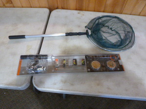 lot 146 image: Ice Fishing Kit and Landing Net